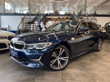 BMW 320 Touring  d xDrive Luxury Line *HUD*PANO*ACC*