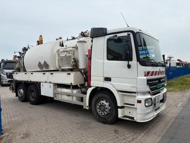 Mercedes-Benz Actros 2541