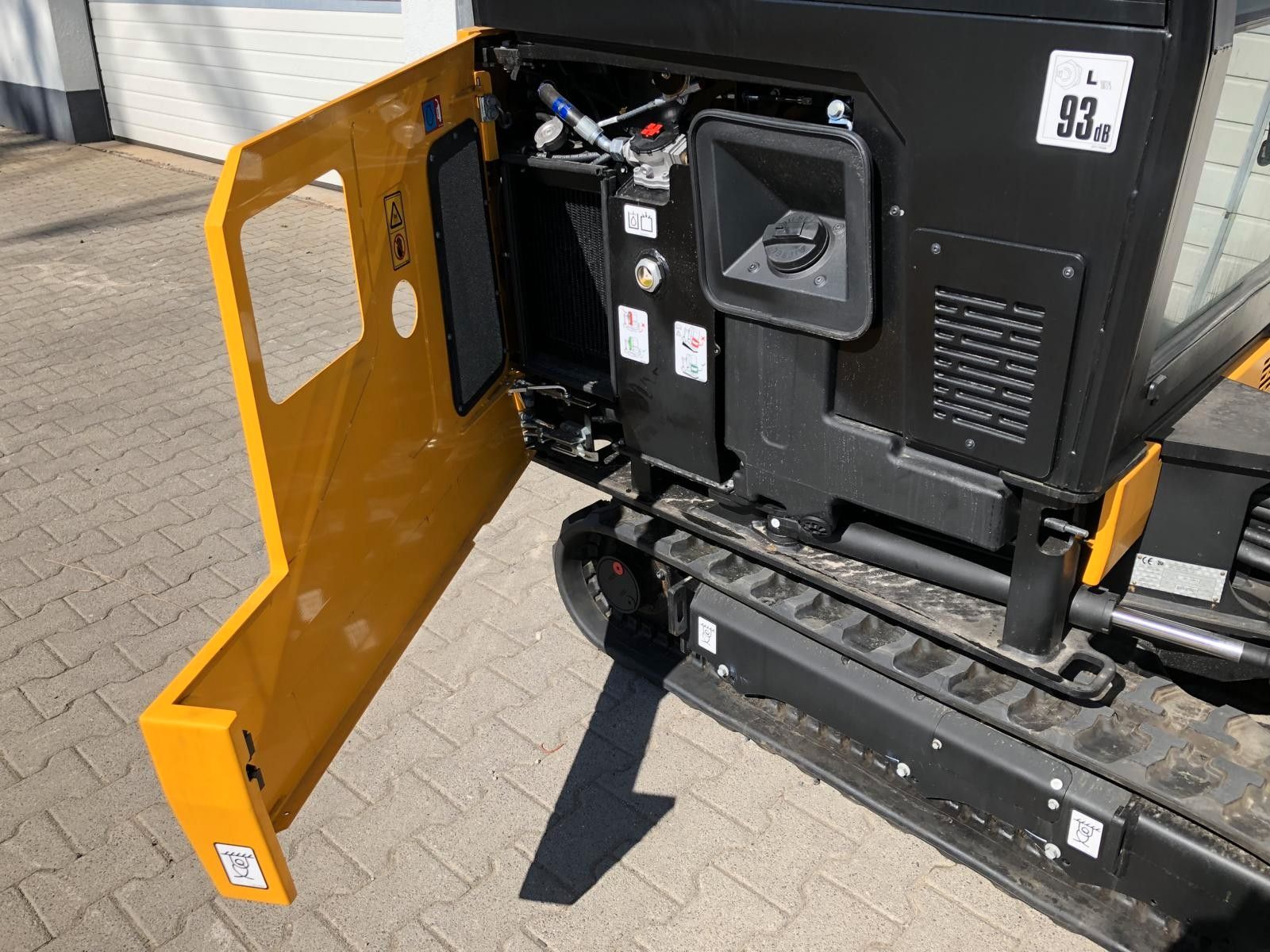 Fahrzeugabbildung JCB 19C-1 / 10h 2023 / Löffelpaket / Schnellwechsler