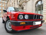 BMW E30- Autom.-Leder-Garage - BMW 316 aus 1989