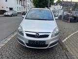 Opel Zafira/Automatik/Navi/Tempomat/R.Kamera/7Sitz - Opel Zafira Gebrauchtwagen in Essen