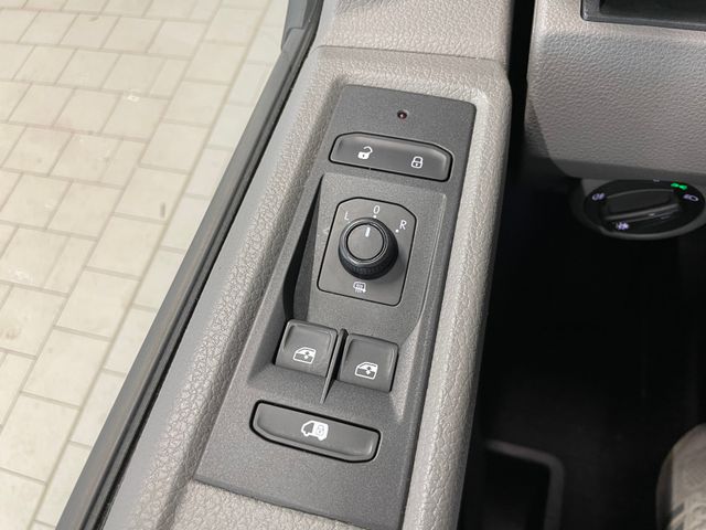 T6.1 Transporter Kasten lang 2.0 TDI AHK