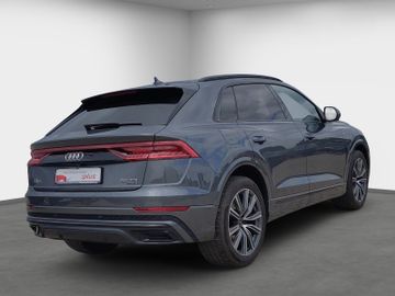 Audi Q8 - 6