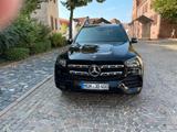 Mercedes-Benz GLS 400 d 4MATIC, AMG, Standhzg., AHK - schwarze Mercedes-Benz GLS 400