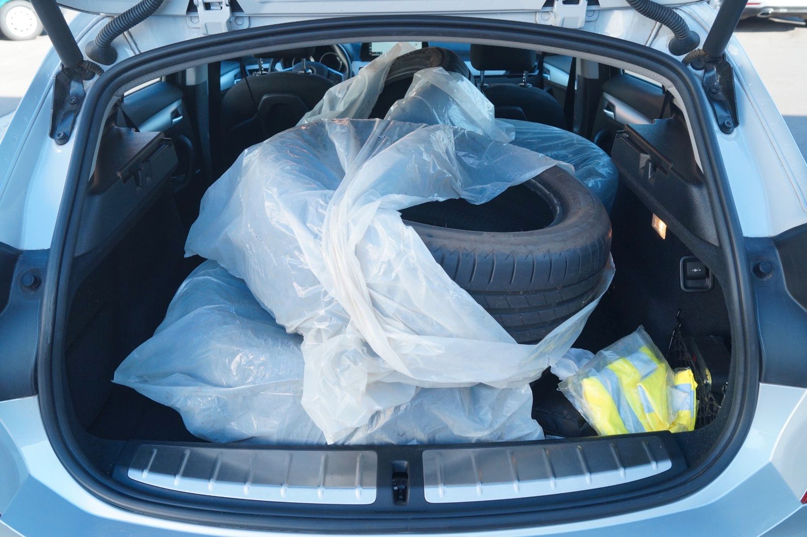 Fahrzeugabbildung BMW X2 sDrive 18 d Advantage