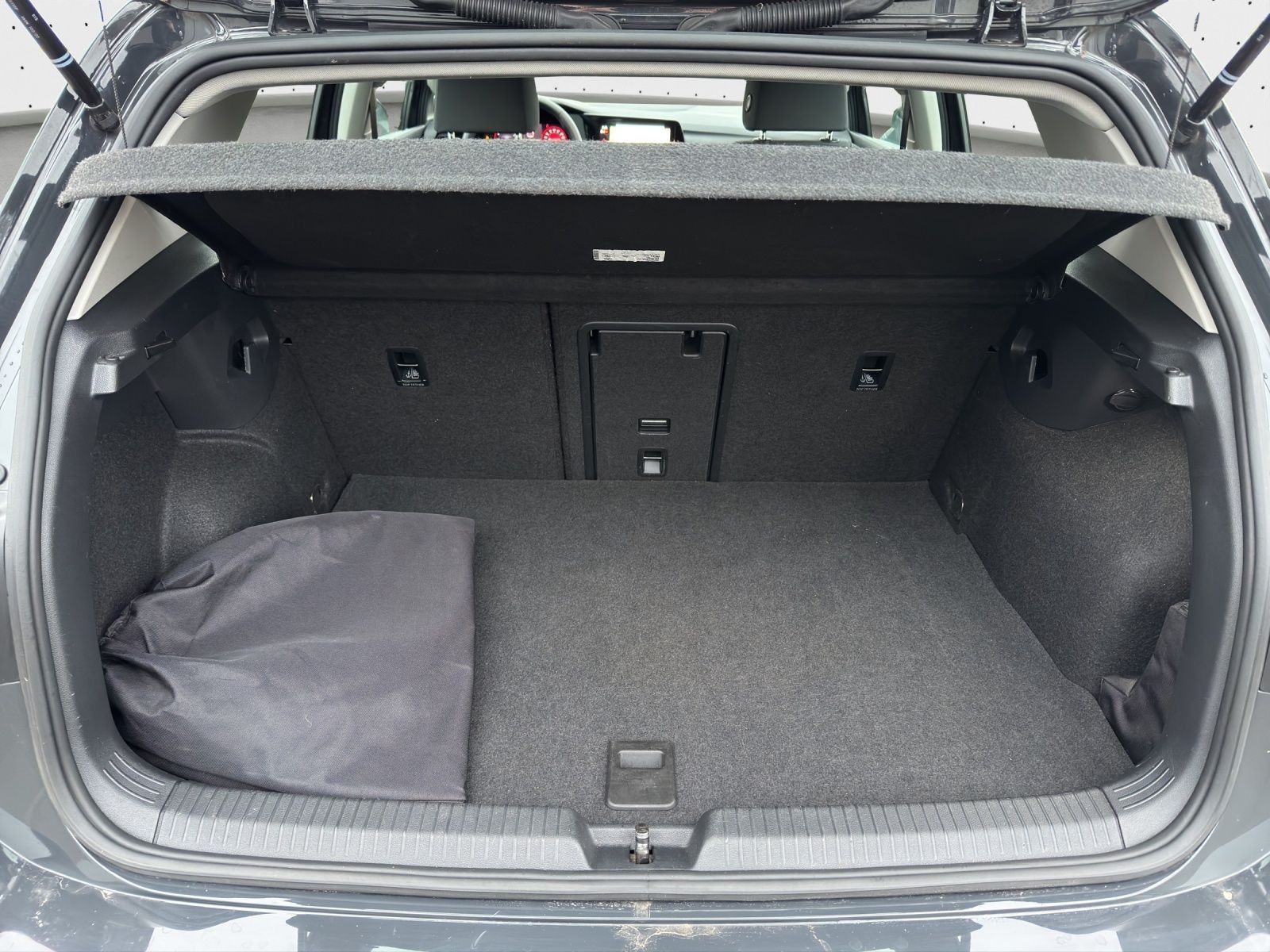 Volkswagen Golf - Bild 11