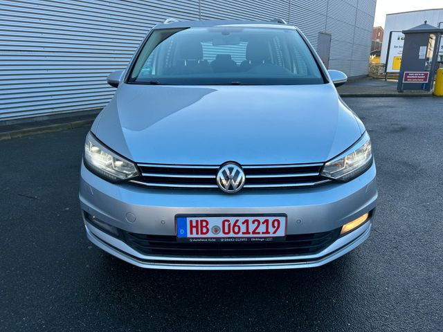 Volkswagen Touran Highline 2.0L 140KW Automatik AHK