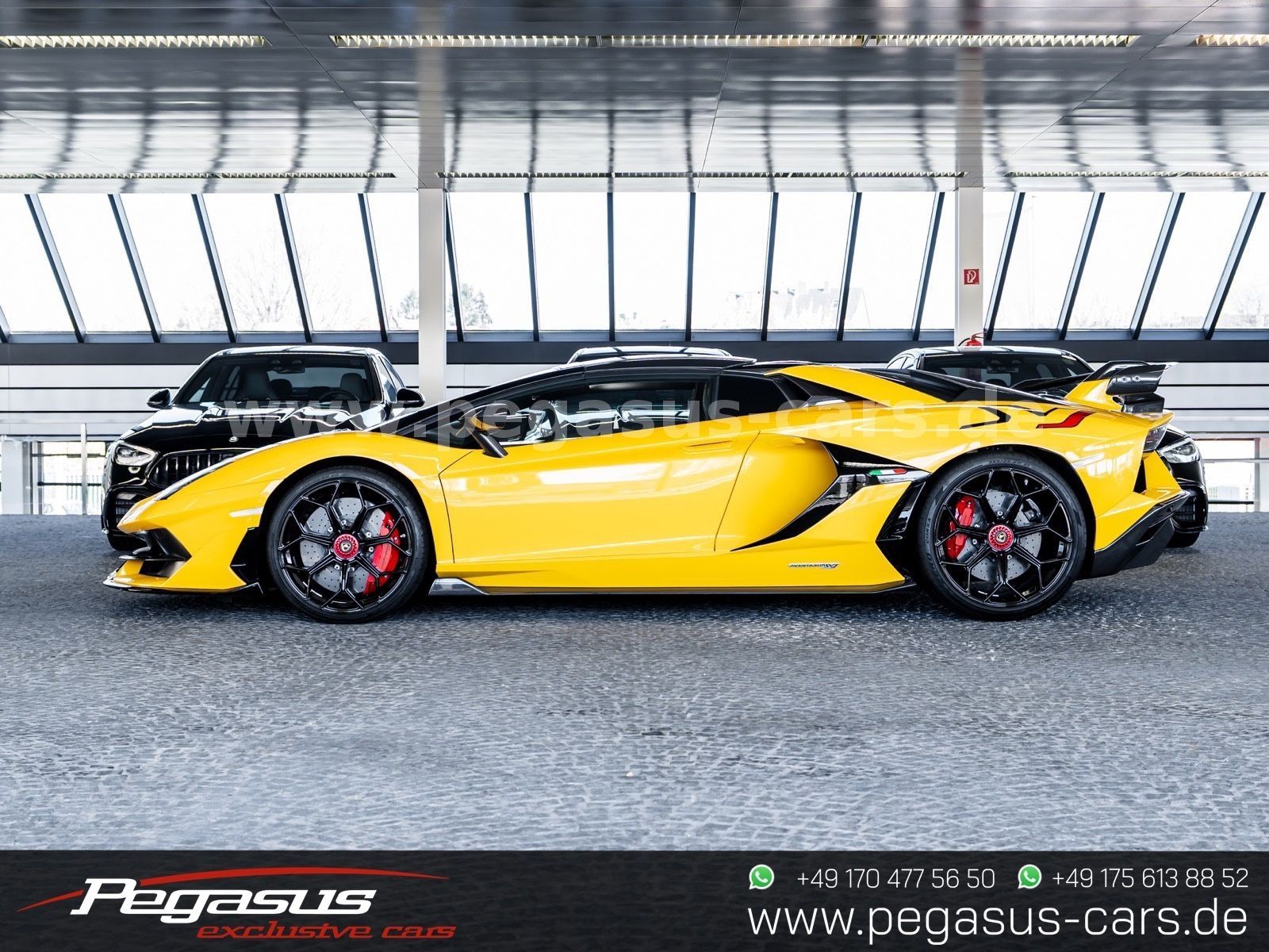 LAMBORGHINI Aventador - 6