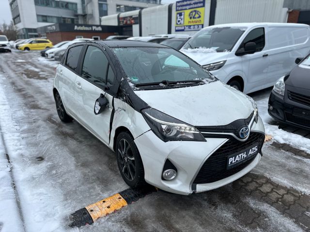 Toyota Yaris Style Hybrid *Unfall*