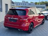 Mercedes-Benz B 180d**AMG PAKET*PANO*LEDER*FACELIFT** - Mercedes-Benz B 180 mit Diesel-Antrieb: Limousine, Automatik