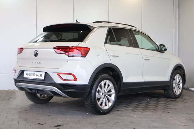 Volkswagen T-Roc 1.5 TSI Life AID+NAVI+PDC+LANE+17"+AHK
