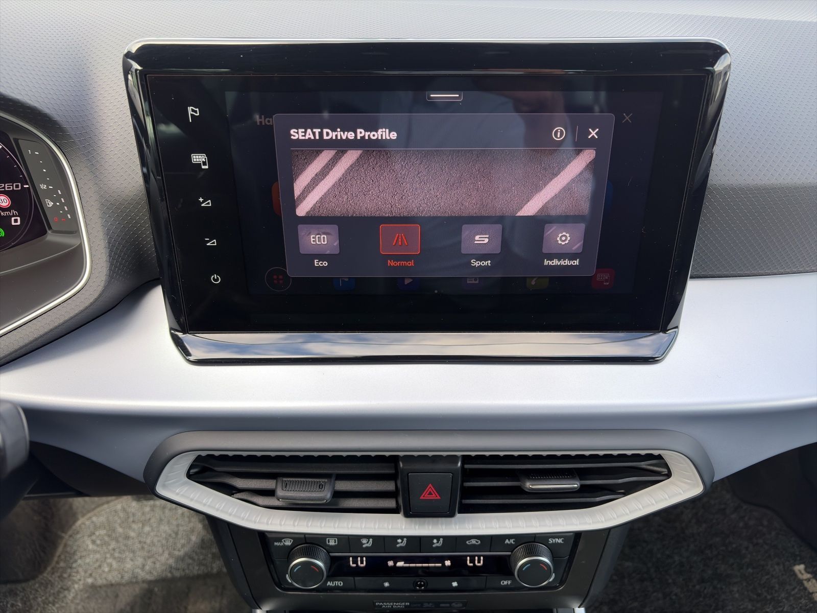 Seat Arona - Bild 17