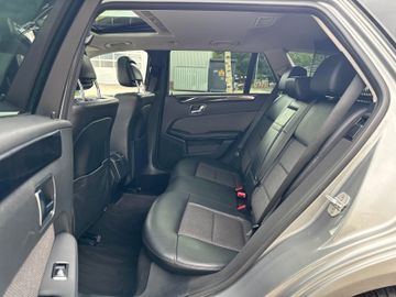 Mercedes E 300 - 10