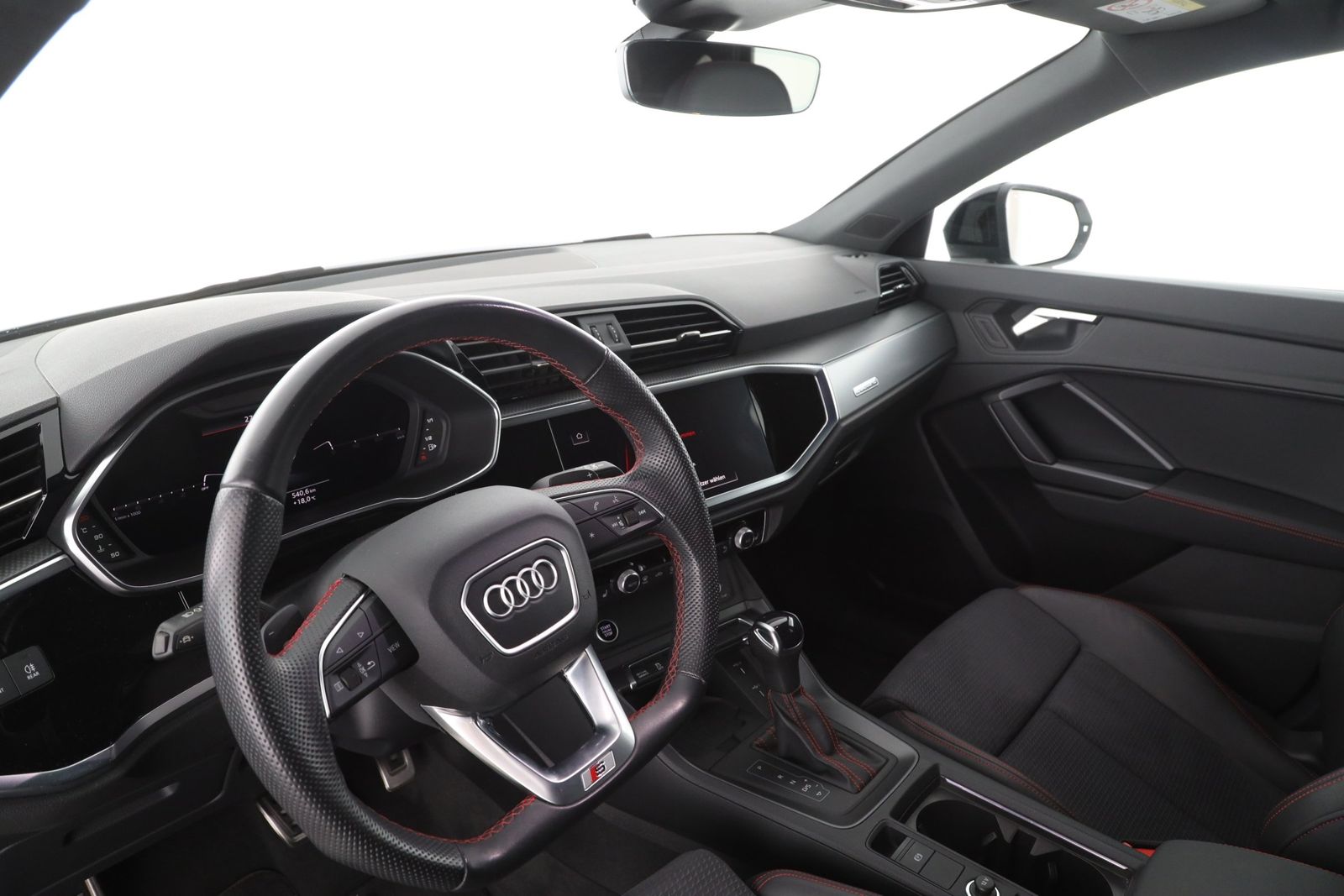 Audi Q3 Sportback 45 TFSI quattro S line | AHK | LED foto 11