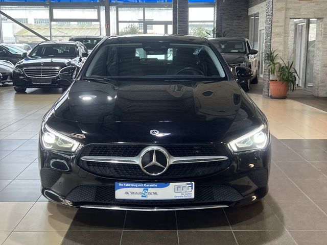 Mercedes-Benz CLA 220 Shooting Brake 4M*Leder*AHK*LED*Distr.+