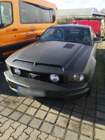 Ford Mustang GT 2005 V8 !!!Defekt!!!