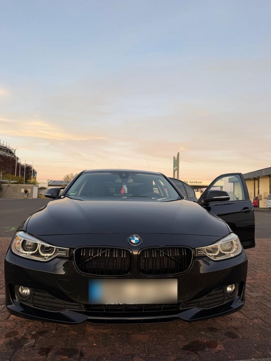BMW 320