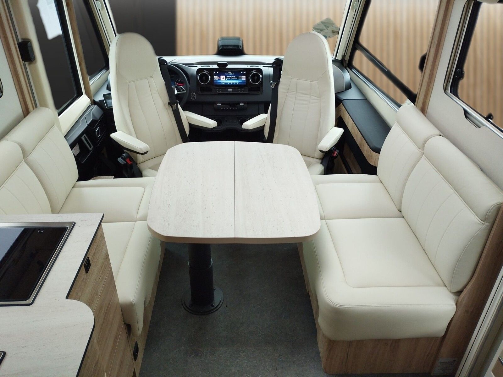 Fahrzeugabbildung Eura Mobil Integra Line GT IL 726 QF Mondial+, Mark.,170PS