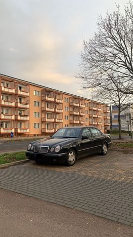 Mercedes-Benz Mercedes Benz W210 E420 Avantgarde