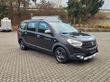 Dacia Lodgy Stepway Celebration - schwarze Dacia Lodgy