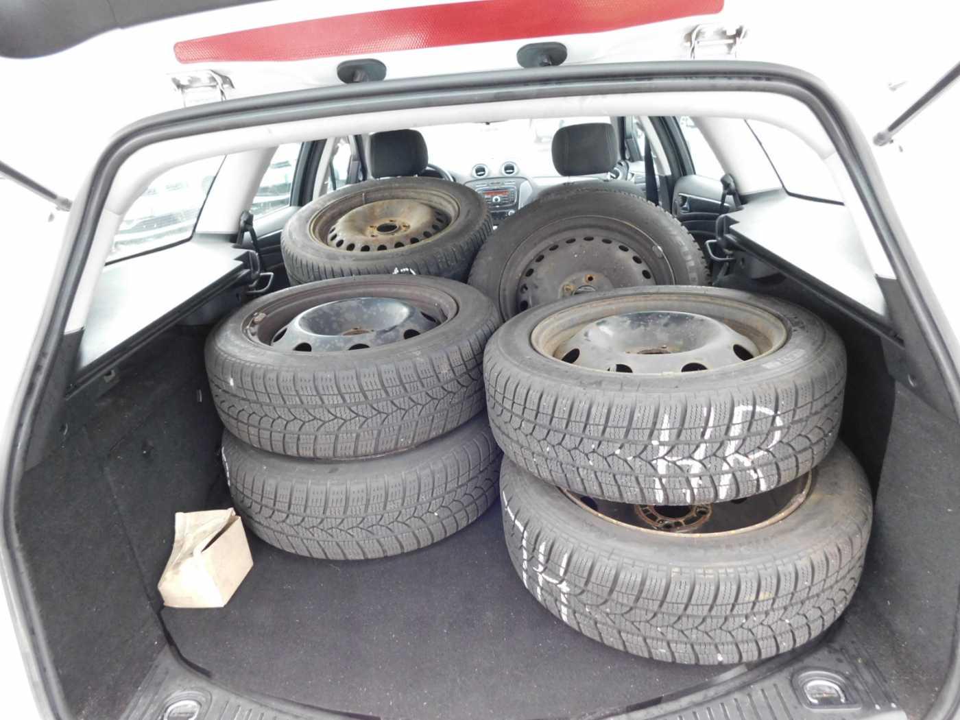 Ford Mondeo 2014 — photo 9