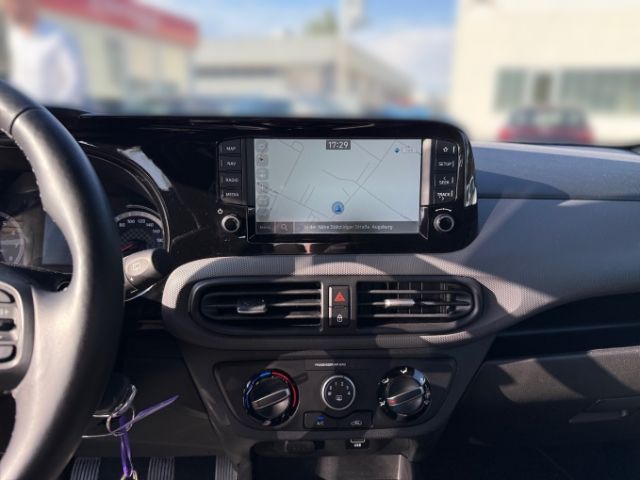 Fahrzeugabbildung Hyundai i10 Connect & Go 1.0 +KLIMA+NAVI+CARPLAY+RFK+SHZ
