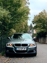 BMW 320i Touring - - BMW 320 aus 2009: Kombi, 320i