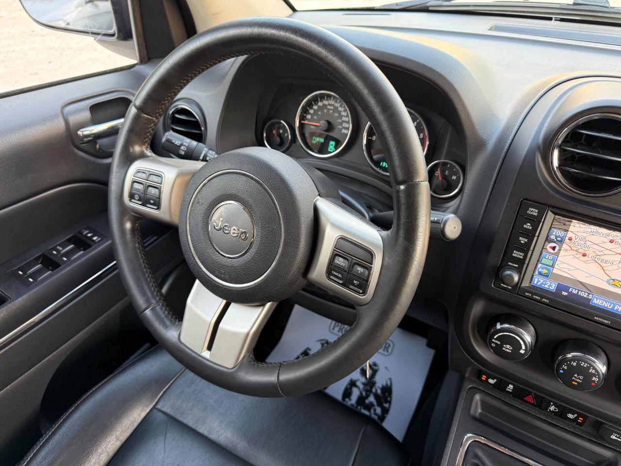 Jeep Compass 2012 — photo 15