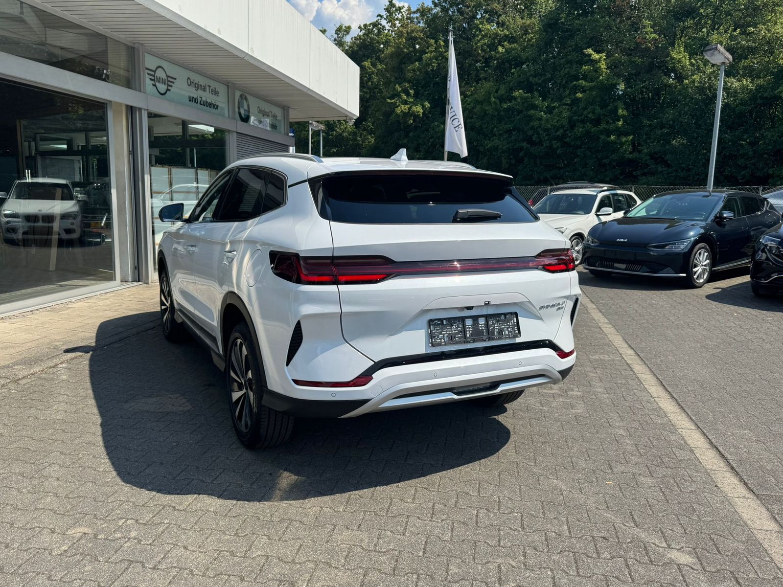 Fahrzeugabbildung BYD SEAL U DM-i PHEV PANO+HEAD+NAVI+LED+SHZ+360°+19"