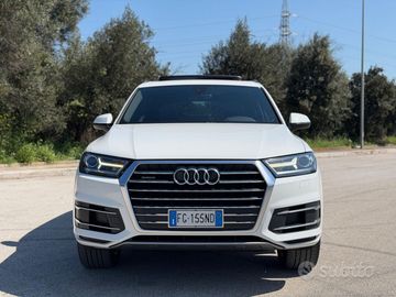 Audi Q7 - 2