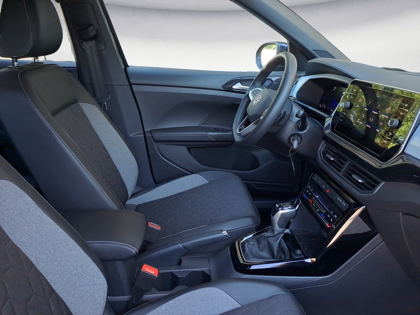 Volkswagen T-Cross - Bild 8