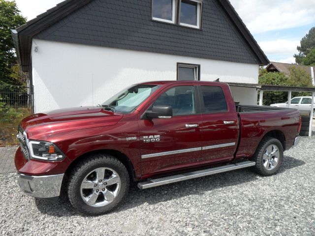 Dodge RAM 5,7 Hemi 4x4 Quad Cab, R/T Bereifung 20 Zoll