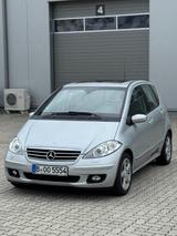 Mercedes-Benz A 200 AVANTGARDE Avantgarde Teilleder Lammellend