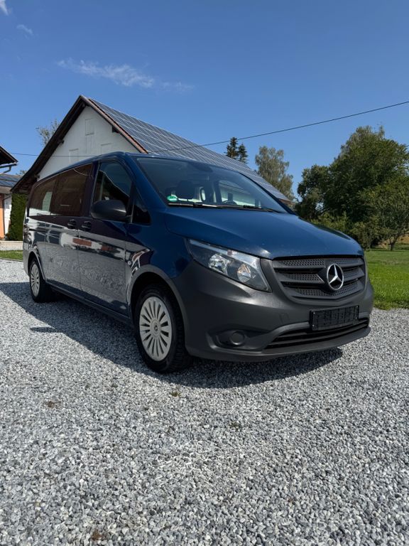 Image of Mercedes-Benz Vito