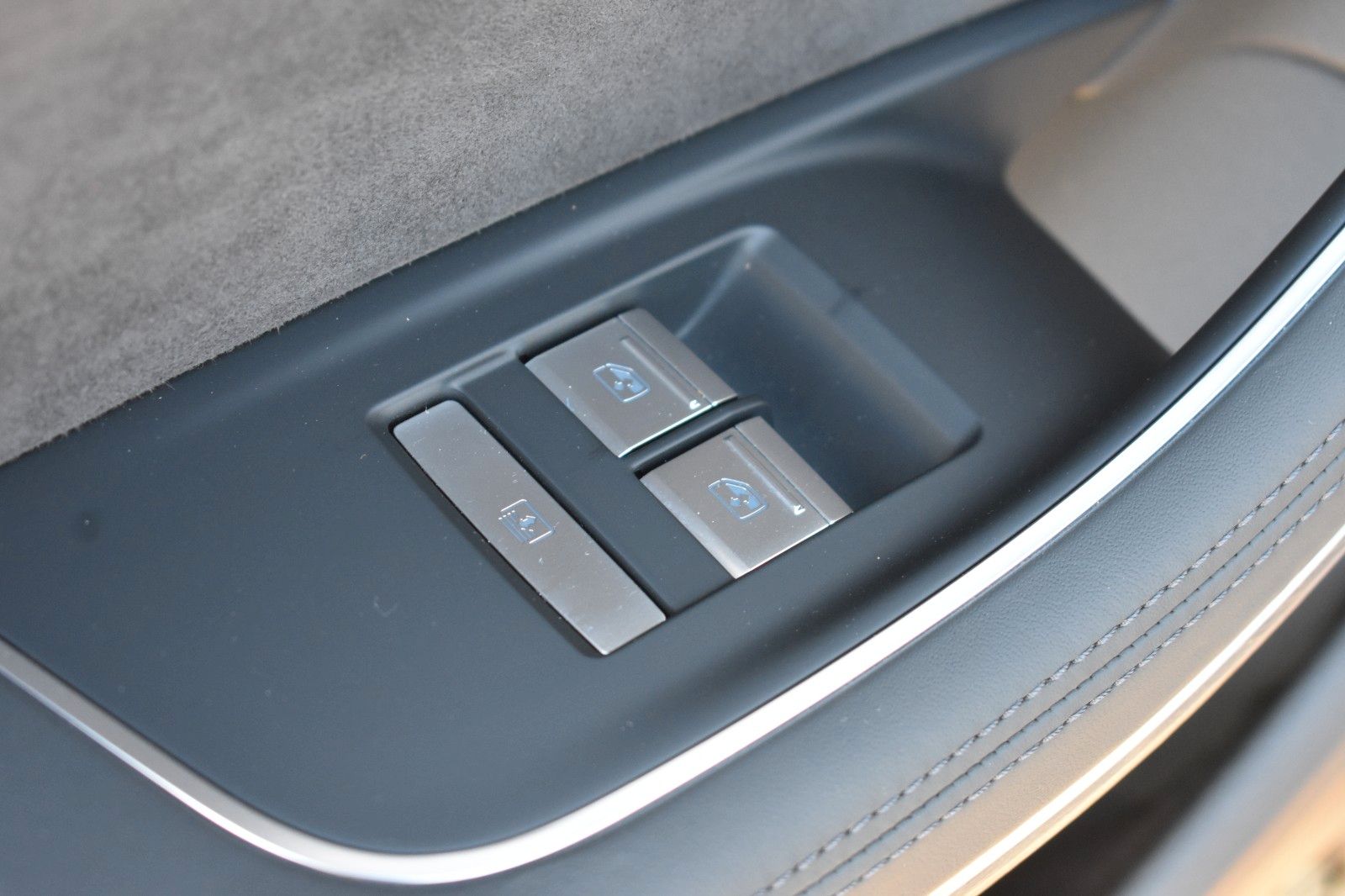 Fahrzeugabbildung Audi A8 55 TFSI quattro Matrix Softc. Standh.1.Hand