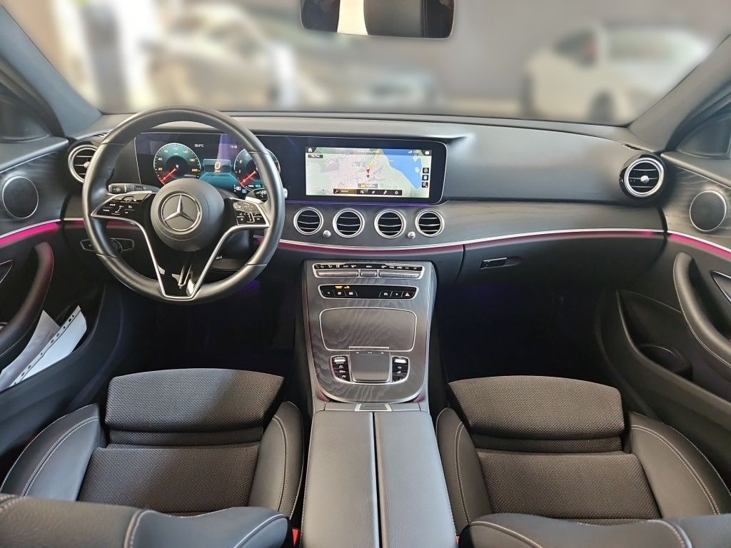 Fahrzeugabbildung Mercedes-Benz E 200 T Avantg. AHK Totwi. Navi LED KAM Ambie.