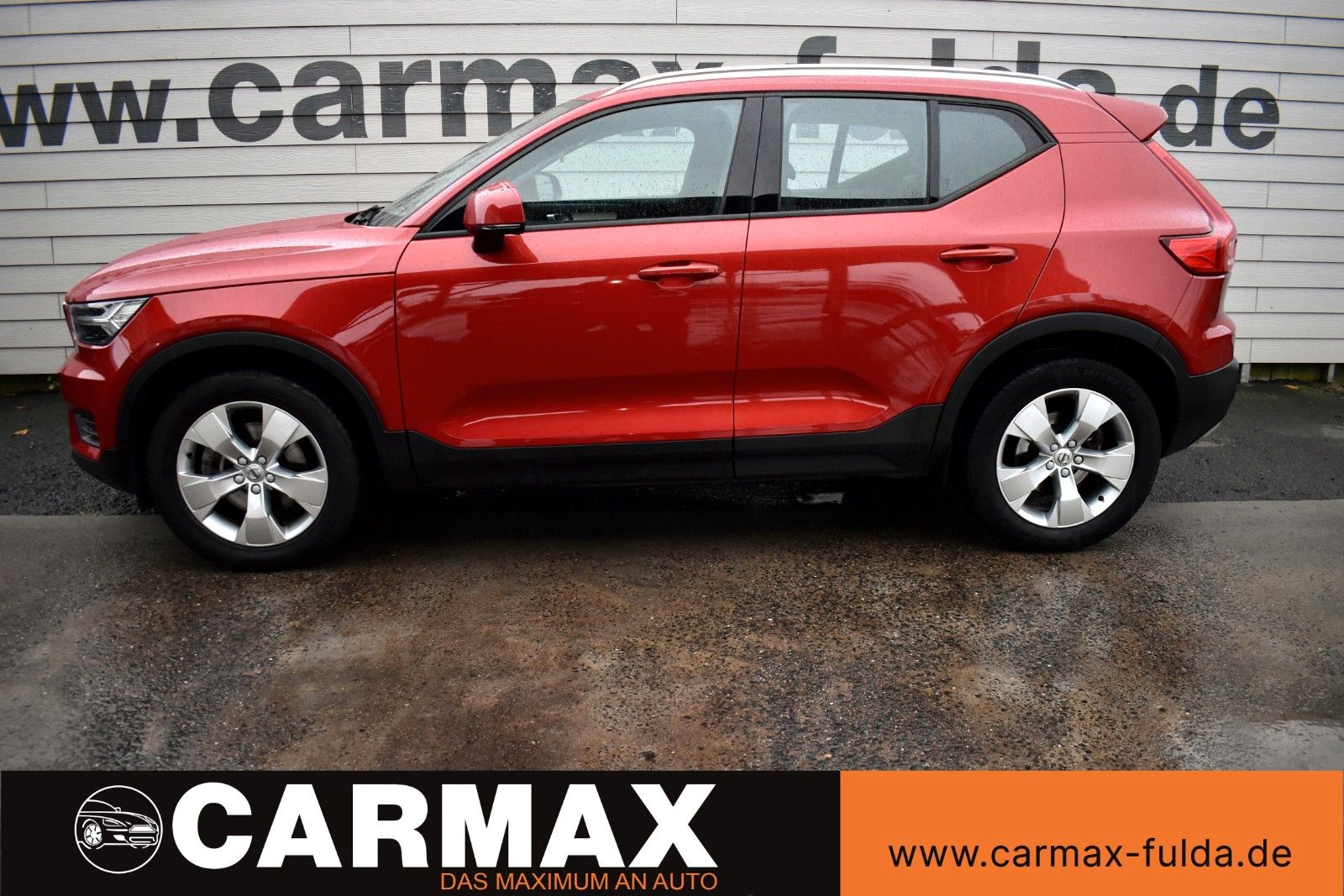 Fahrzeugabbildung Volvo XC40 Momentum AWD, Leder,Navi,LED,SH,360°Kamera