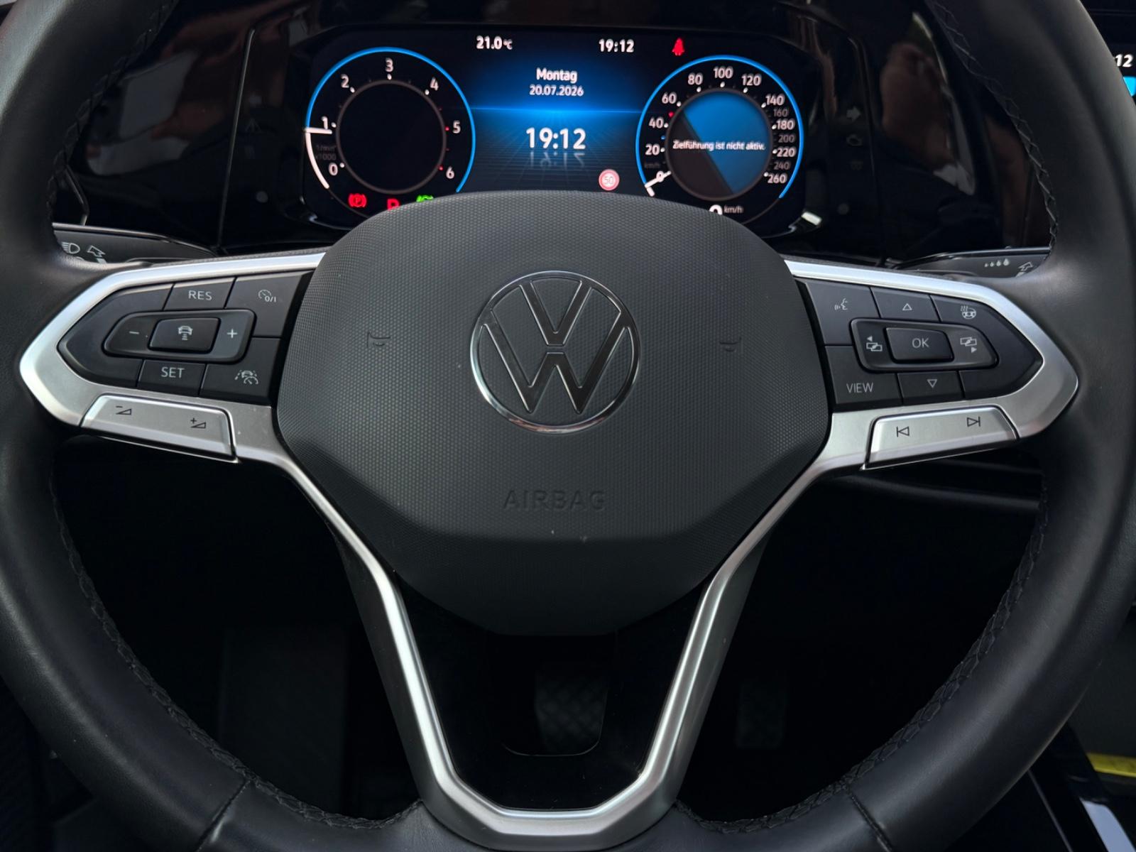 Volkswagen Golf VIII Variant Style*ACC*R-KAM*MEMORY*AHK*, миниатюра 16