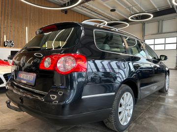 Volkswagen Passat Variant Comfortline *AHK*Klima*SHZ*PDC*