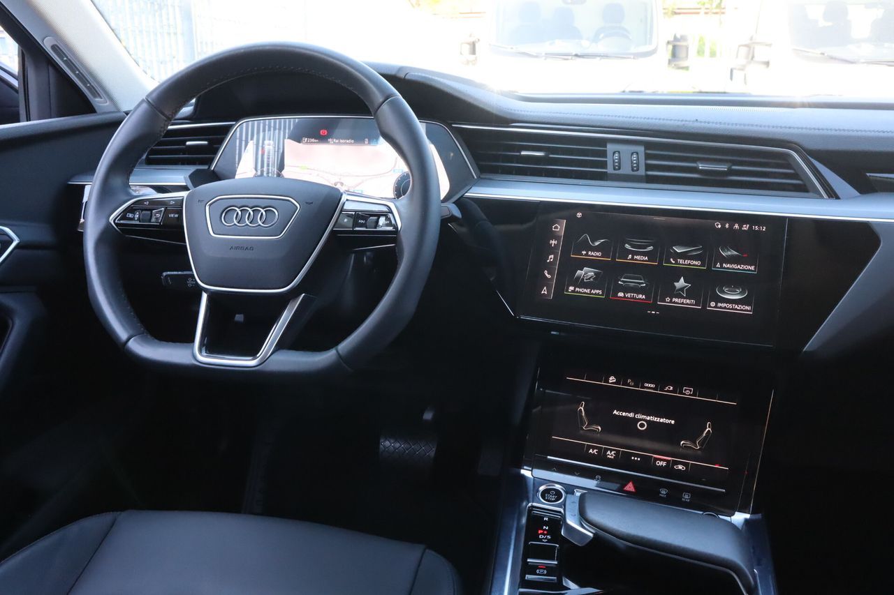 Audi e-tron SPK 55 Quattro 408CV S-LINE MATRIX 2 imagem 3