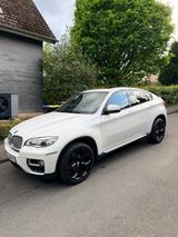 BMW X6 xDrive40d-Sportpaket-HeadUp- 1. Hand-Panodach - BMW X6: 40d