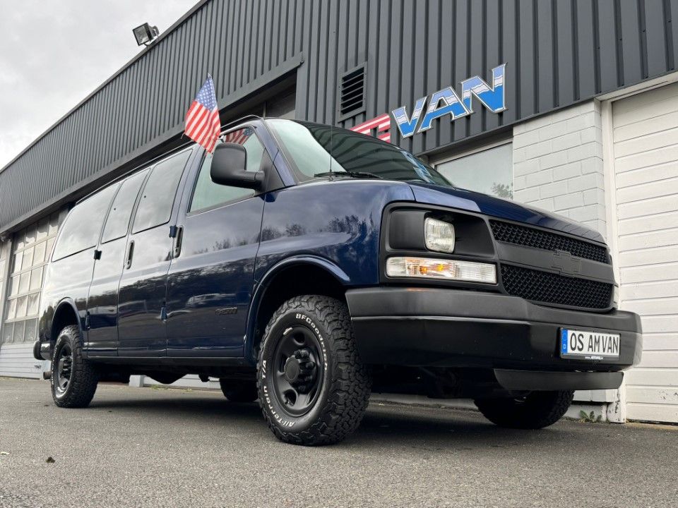 Fahrzeugabbildung Chevrolet Express Chevy Van 6.0 V8 2500 LPG 9 Sitzer