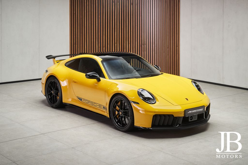 Porsche 992.2 4 GTS Aero PCCB PTS 918Sitze BOSE Lift