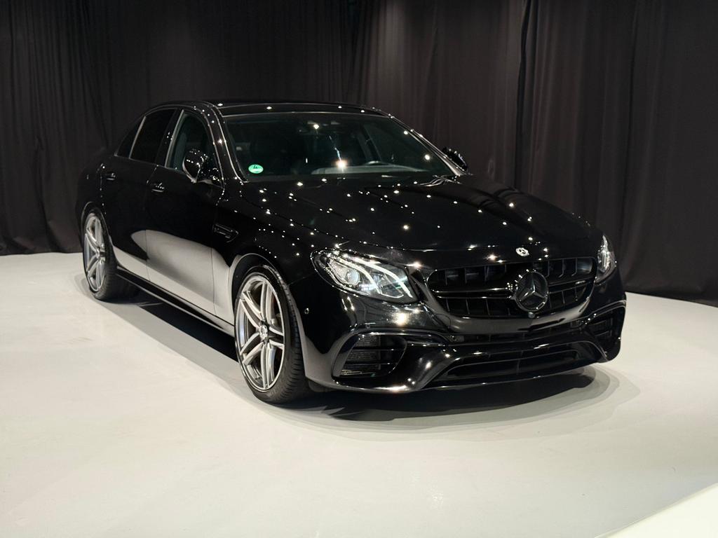 Mercedes-Benz E 63 AMG