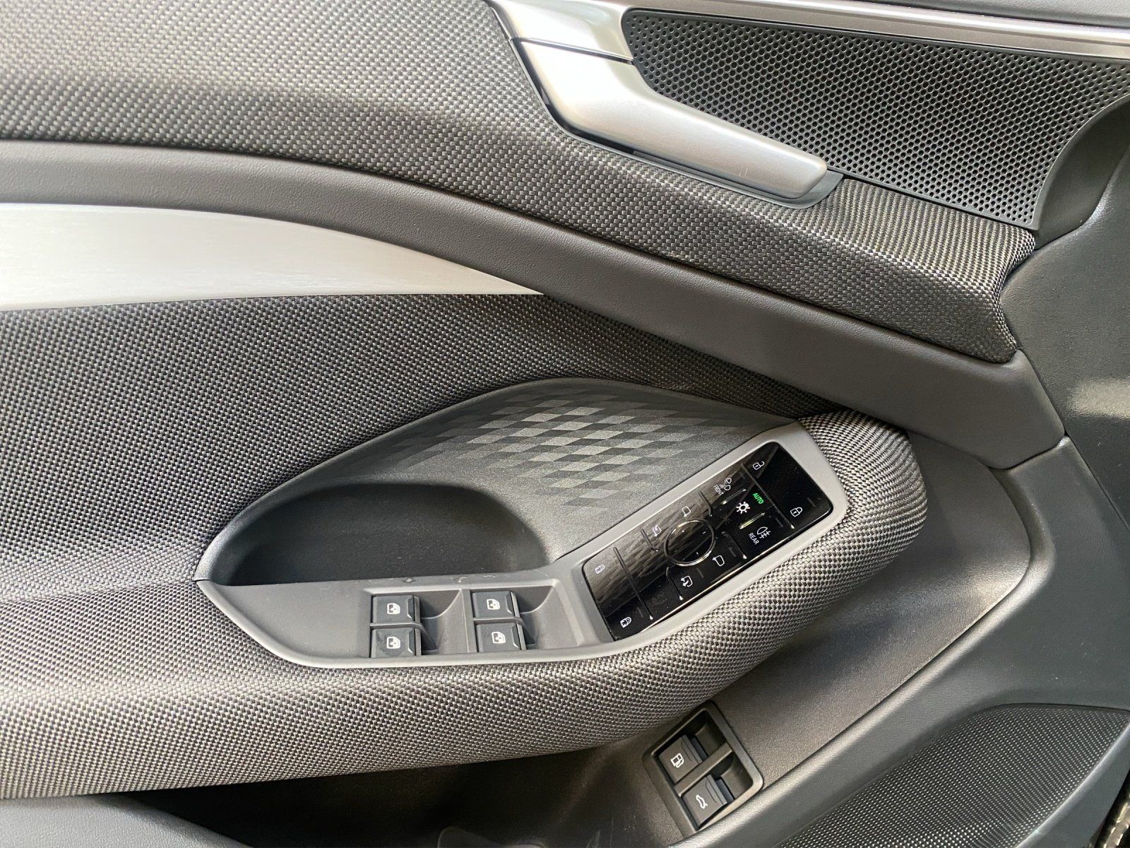 Audi A6 - Bild 9