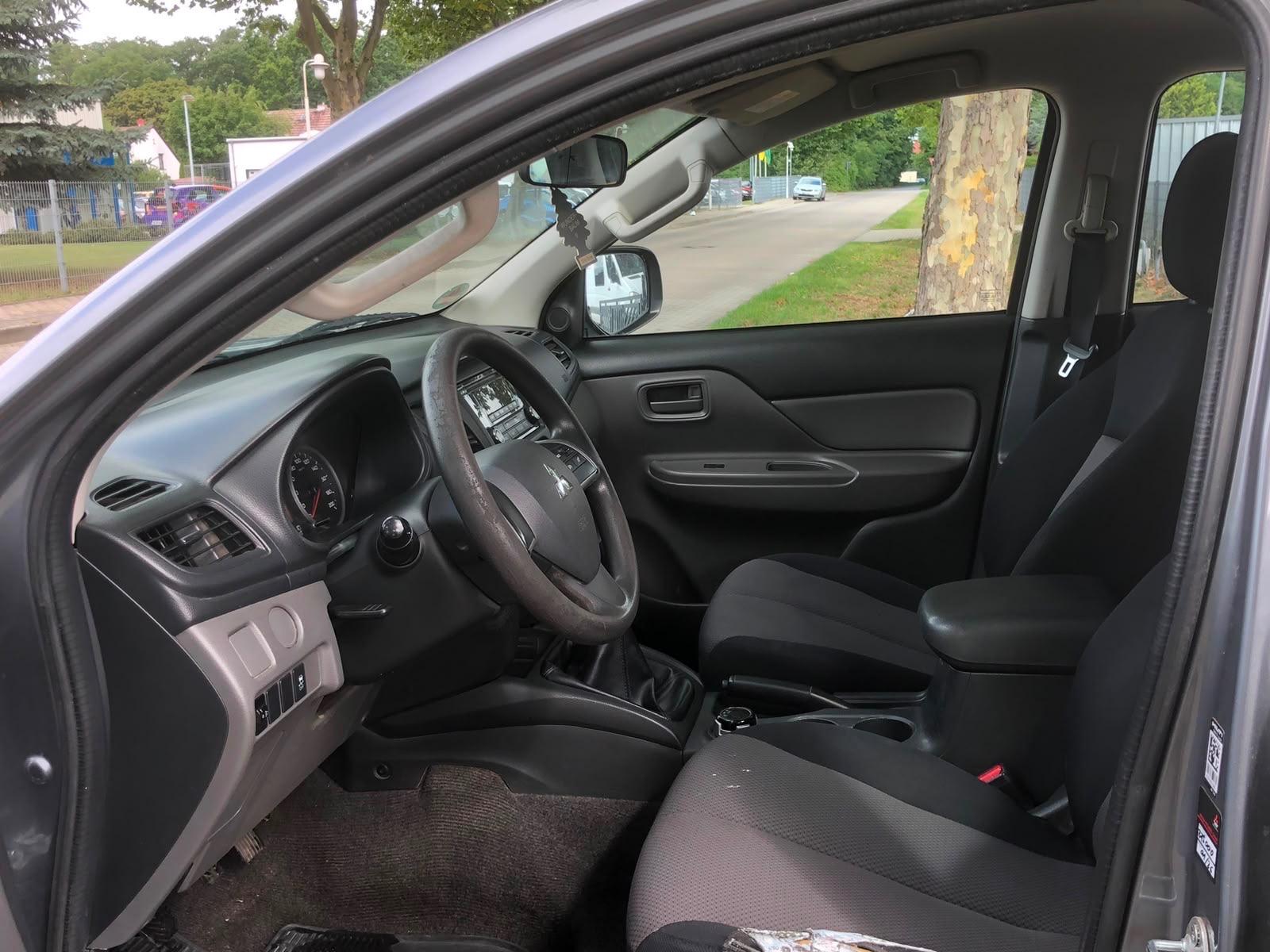 Mitsubishi L200 Basis Doppelkabine 4WD