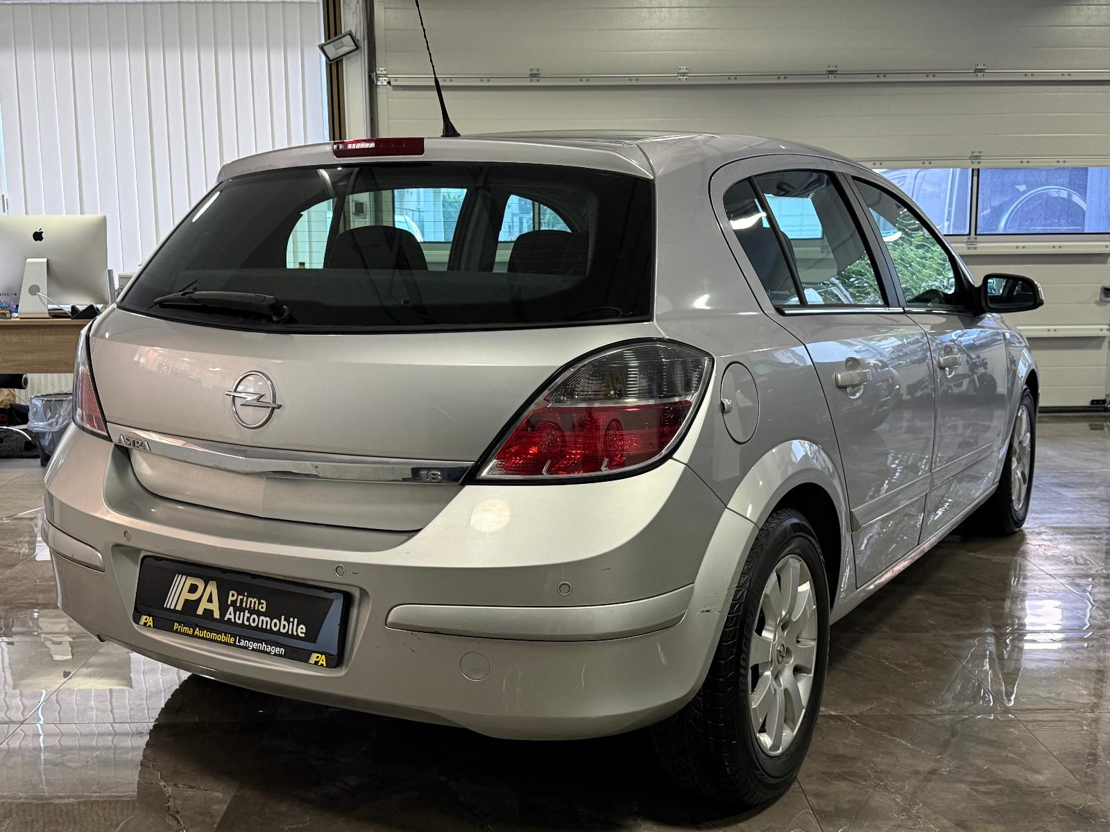Opel Astra 2004 — engine 1.796 cm³, 125 HP (92kW)