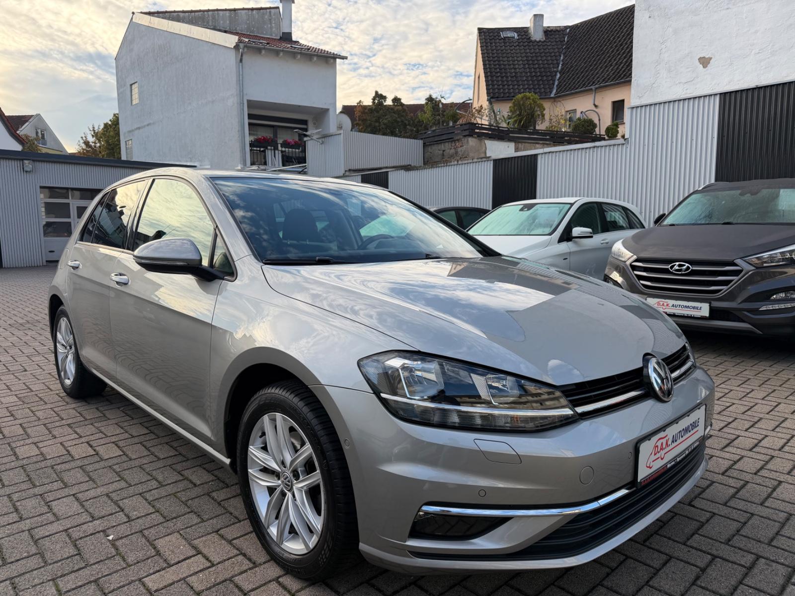 Volkswagen Golf VII Lim. Comfortline BMT 1.Hand+76TKM+SHZ