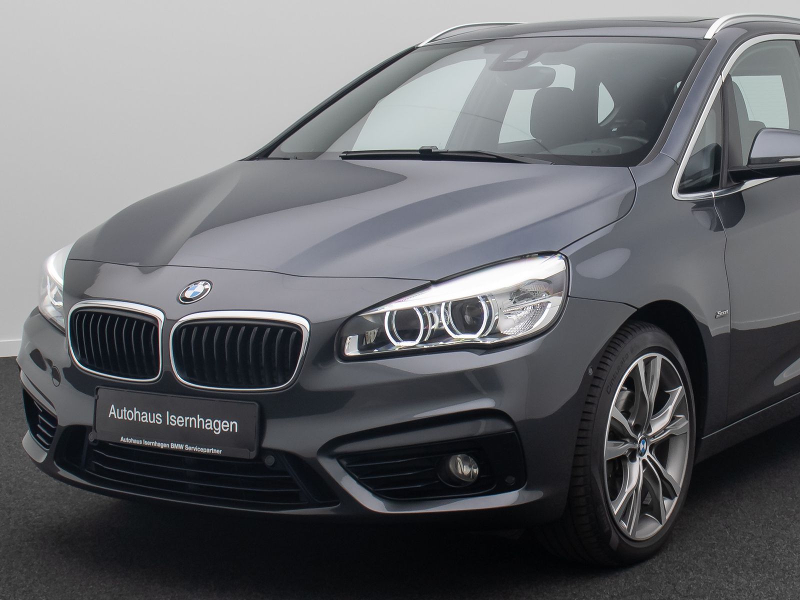 Fahrzeugabbildung BMW 218d Active Tourer Sport Line LED Kamera HiFi Pa