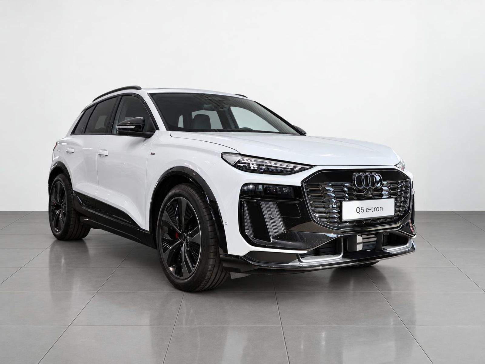 Audi Q6 e-tron SUV   S line qu. Luftfwk. / HuD / Pano imagem 3